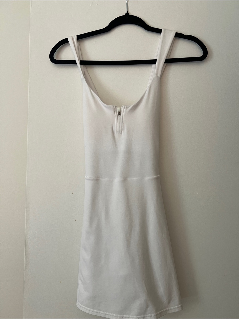 ALO Yoga White Zip-Front Sleep Chemise